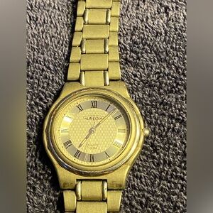 Aureole watch